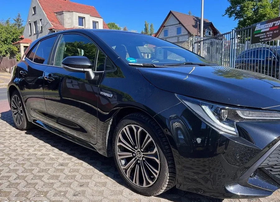 Toyota Corolla cena 87900 przebieg: 63000, rok produkcji 2020 z Góra małe 742